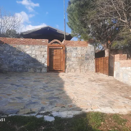 Ali Dede Kamp Karavan * Κουσάντασι