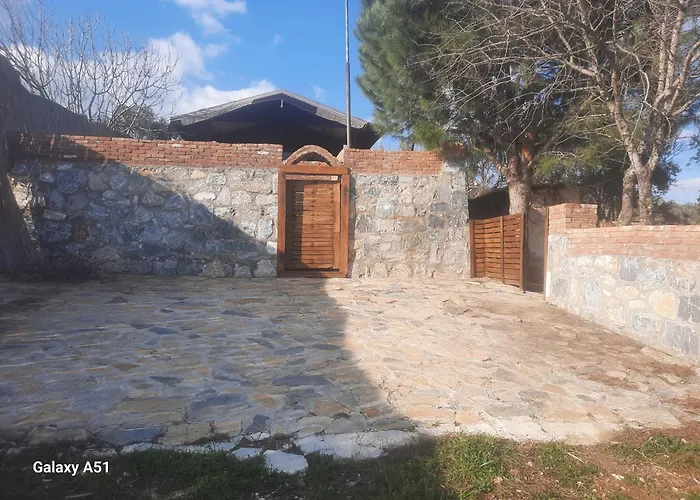 Ali Dede Kamp Karavan * Kusadası